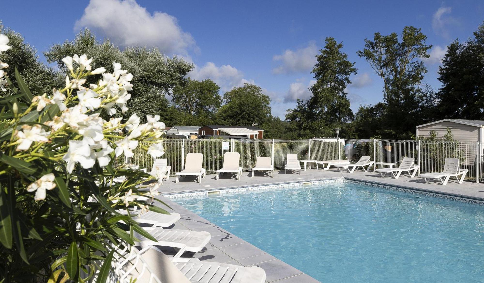 Hotel Camping Les Nysades Mirepoix  Esterno foto
